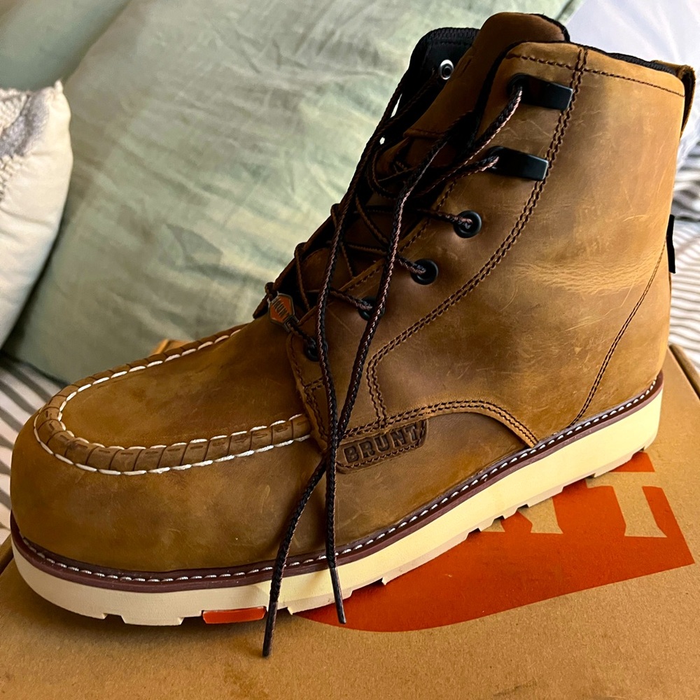 Brunt Men’s work boots brand new!